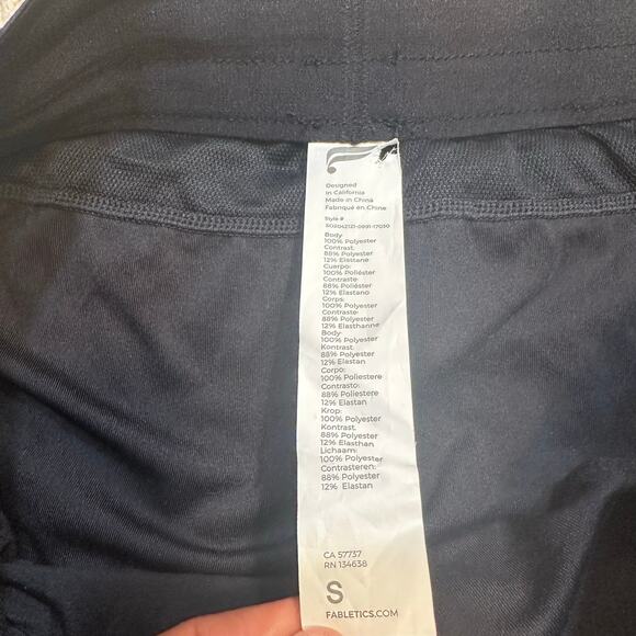 Fabletics Black Activewear Shorts sz S - Picture 2 of 6